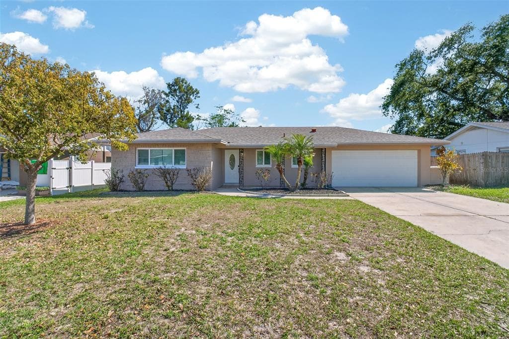 2465 BRENTWOOD DRIVE CLEARWATER, FL 33764