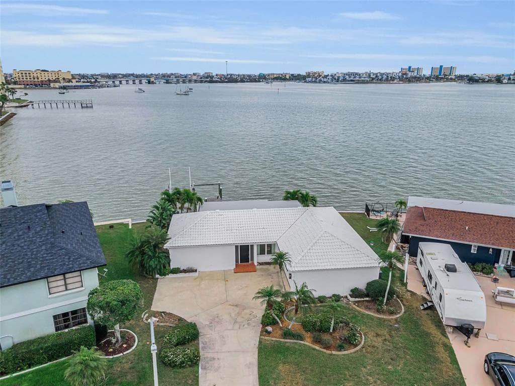11566 47TH AVENUE N ST PETERSBURG, FL 33708