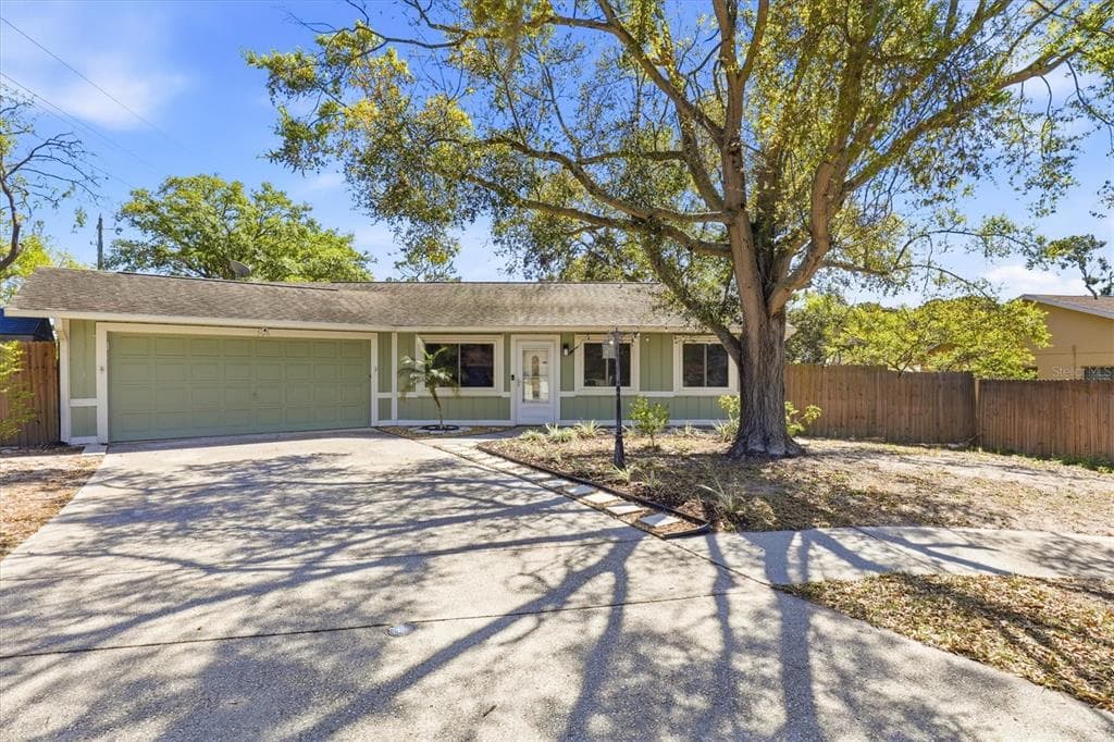 506 SUMMERWOOD COURT TARPON SPRINGS, FL 34689