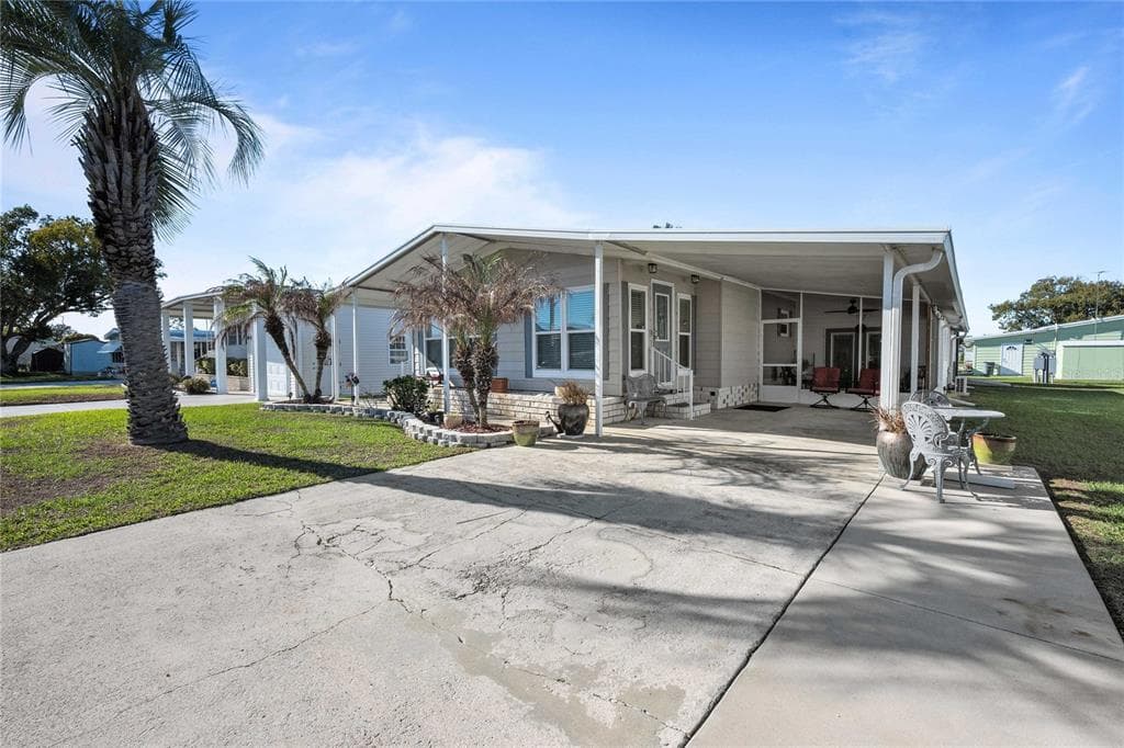 36701 GRACE AVENUE ZEPHYRHILLS, FL 33542