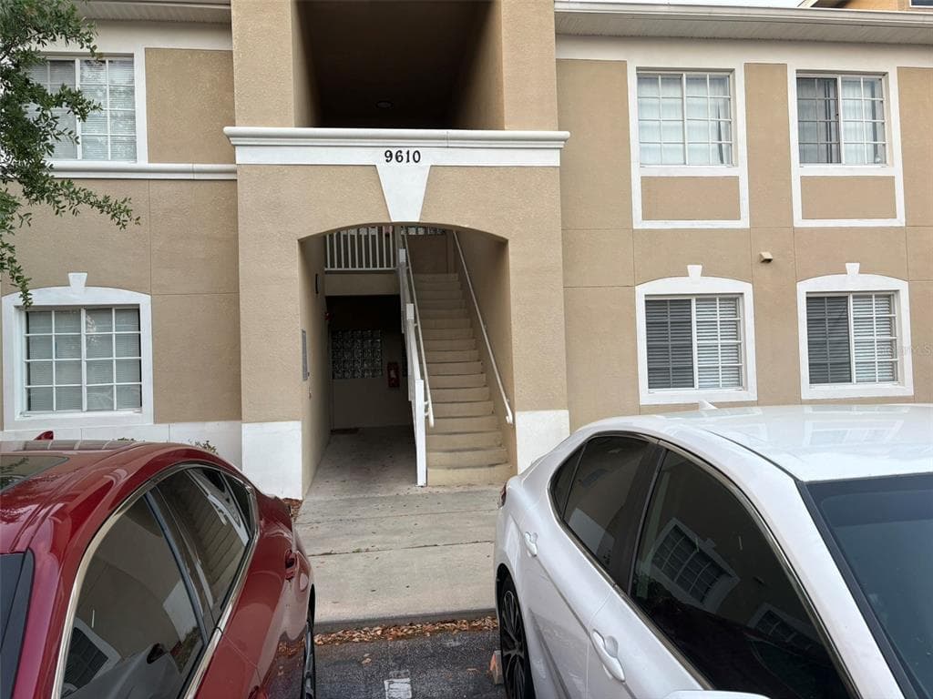 9610 SEADALE COURT UNIT 102