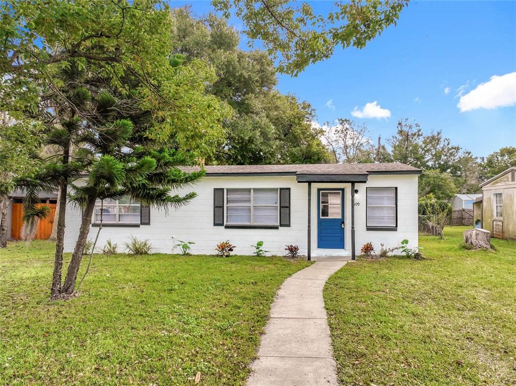 409 ORANGE AVENUE SANFORD, FL 32771