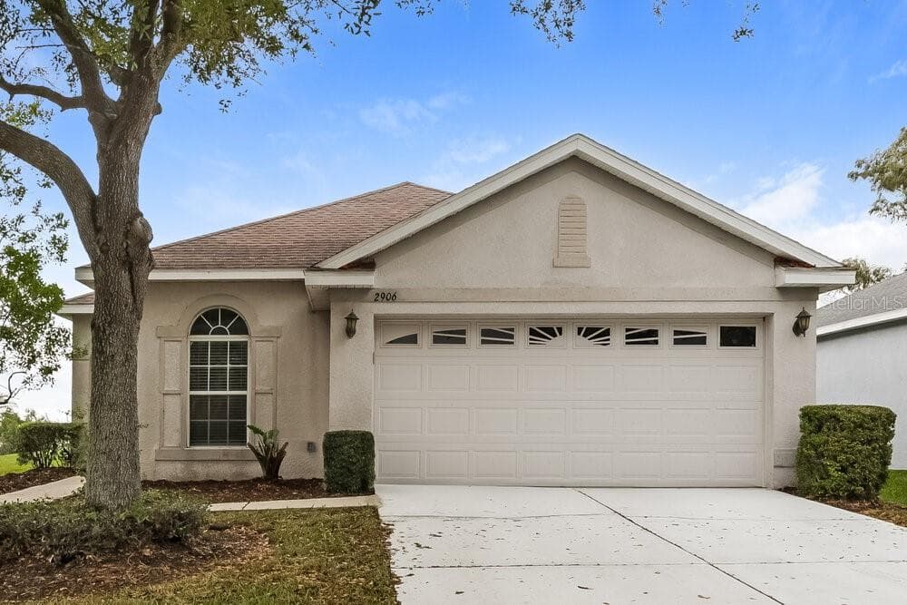 2906 COPPER HEIGHT COURT VALRICO, FL 33594