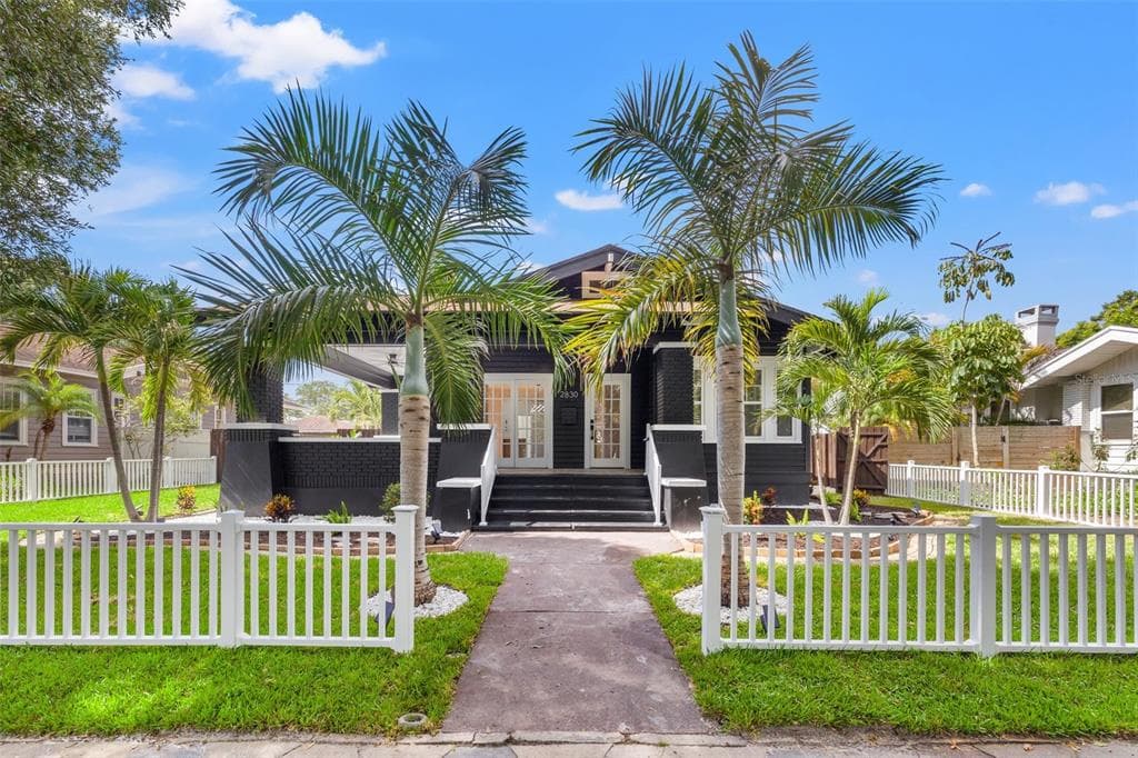 2830 2ND AVENUE N ST PETERSBURG, FL 33713
