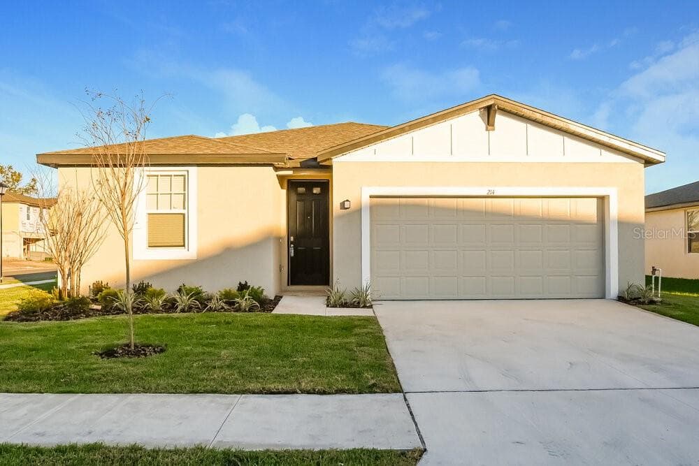 214 LOVELY COURT PLANT CITY, FL 33566