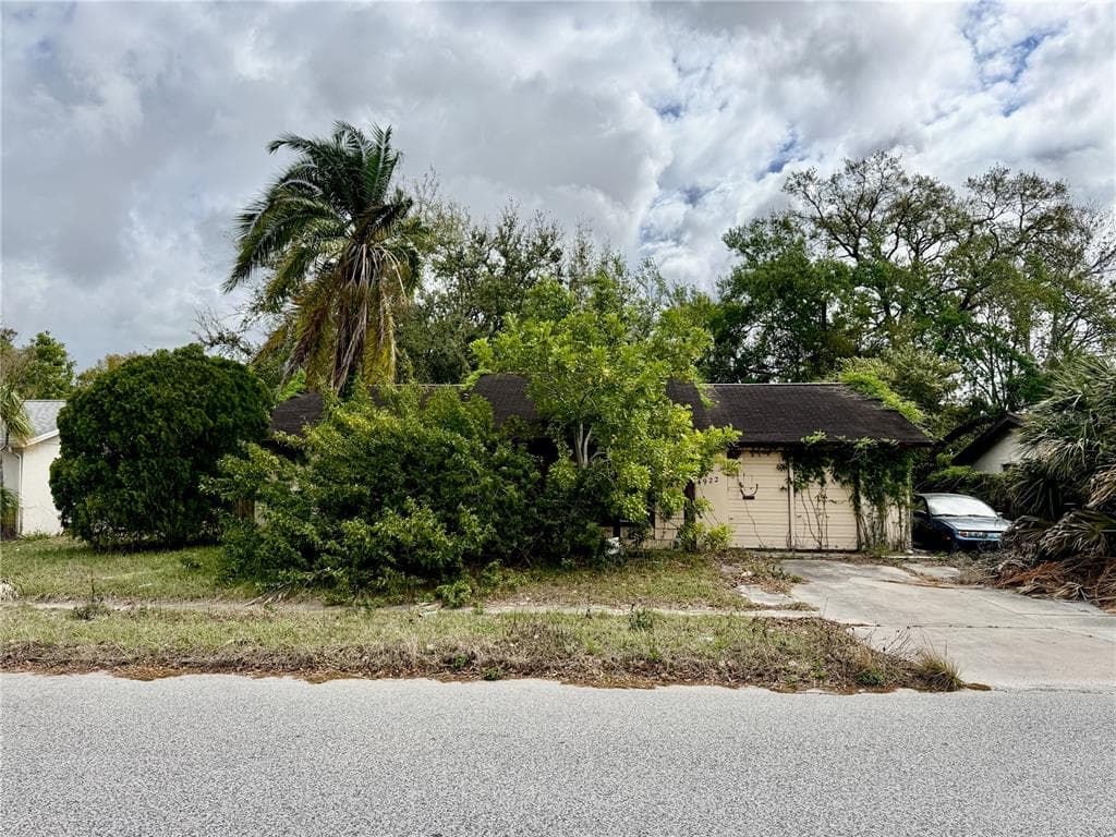4922 ACKERMAN STREET NEW PORT RICHEY, FL 34653