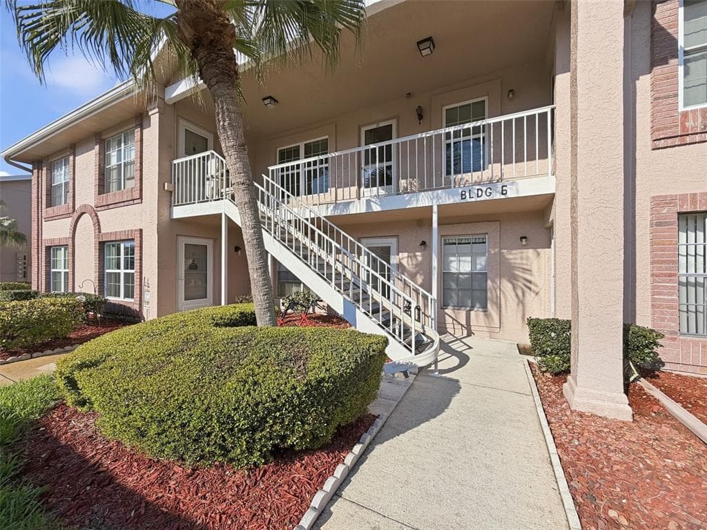 4833 MYRTLE OAK DRIVE UNIT 12