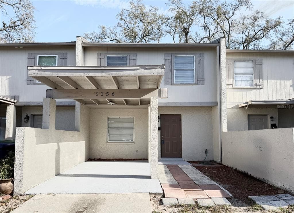 5156 TENNIS COURT CIRCLE