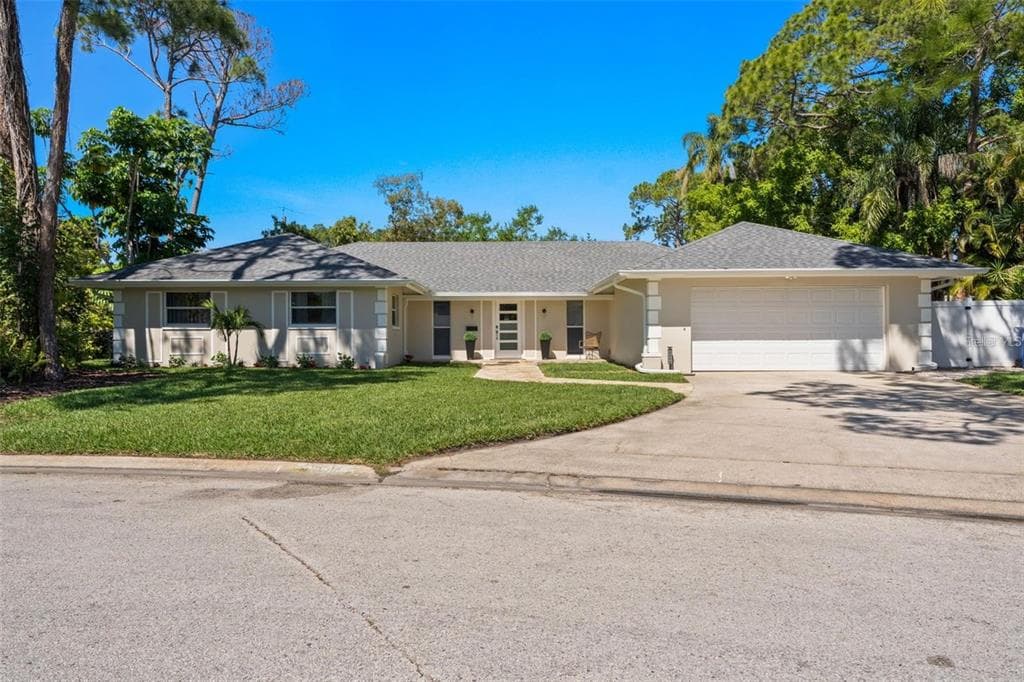 8648 14TH WAY N FL