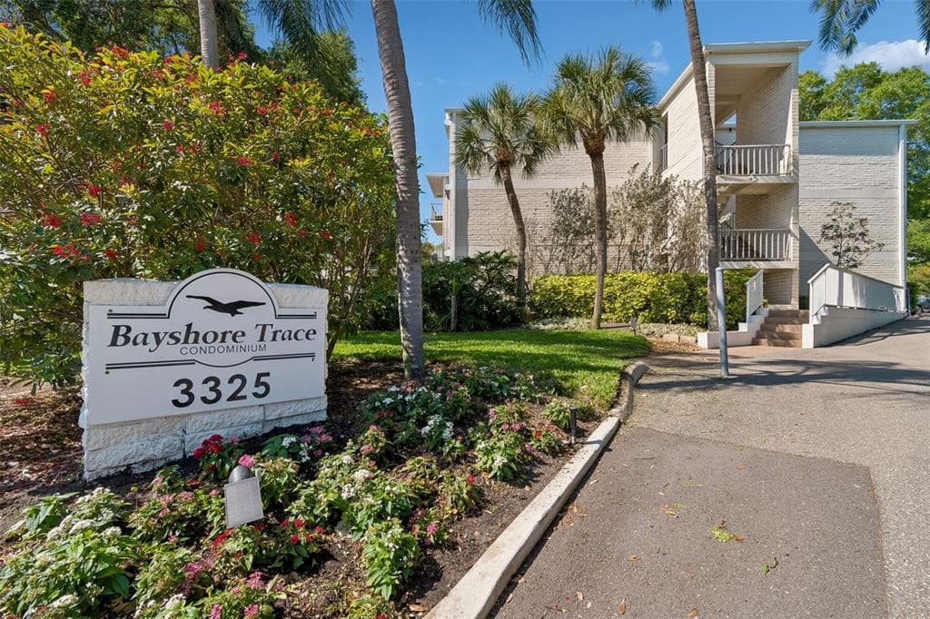 3325 BAYSHORE BOULEVARD UNIT A12 TAMPA, FL 33629