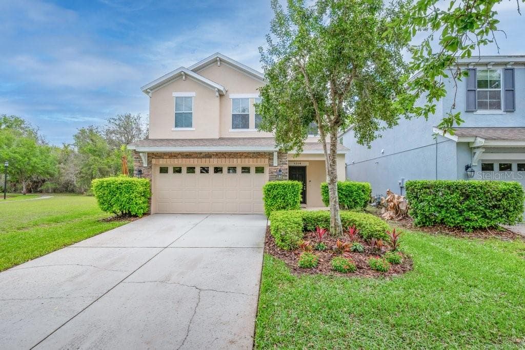 5204 BANNISTER PARK LANE LITHIA, FL 33547