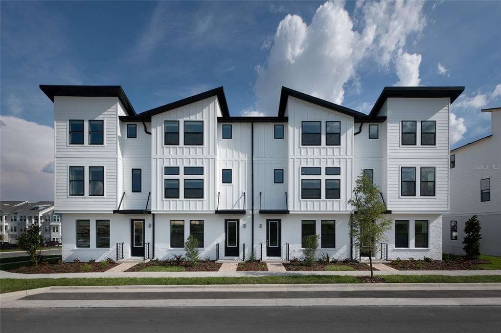 15501 HAMLIN PARK DRIVE WINTER GARDEN, FL 34787