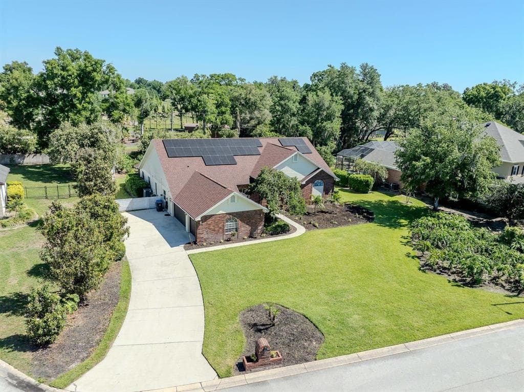 4506 COUNTRY GATE COURT VALRICO, FL 33596