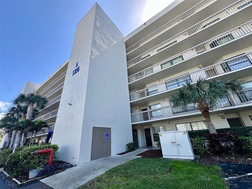 1316 PASADENA AVENUE S UNIT 506 SOUTH PASADENA, FL 33707