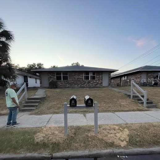 1138 GILMORE AVENUE