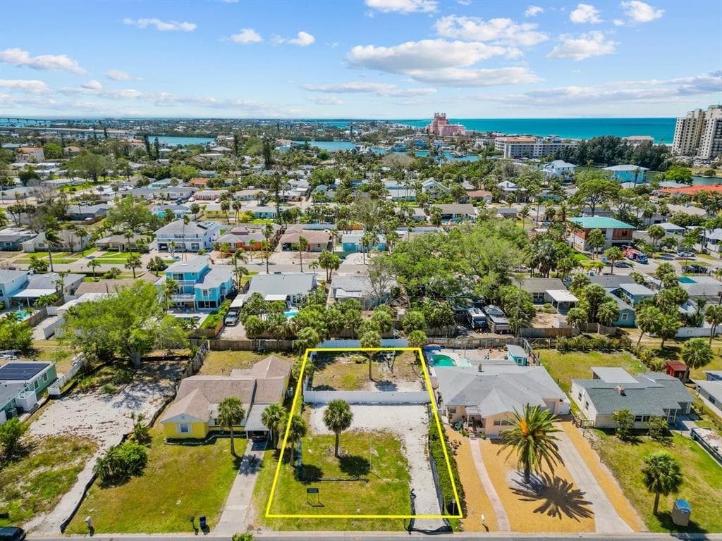 229 44TH AVENUE ST PETE BEACH, FL 33706