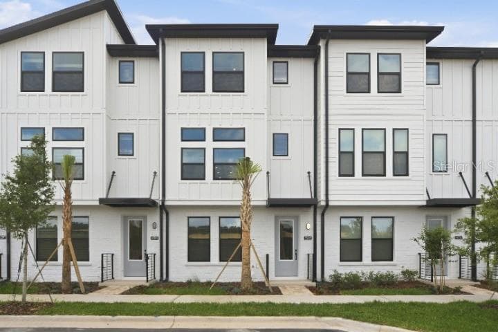 15285 HAMLIN PARK DRIVE WINTER GARDEN, FL 34787