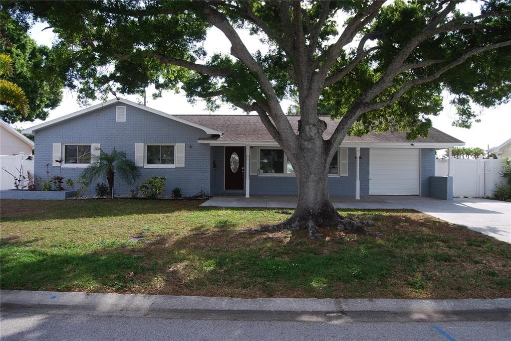 2851 67TH STREET N ST PETERSBURG, FL 33710
