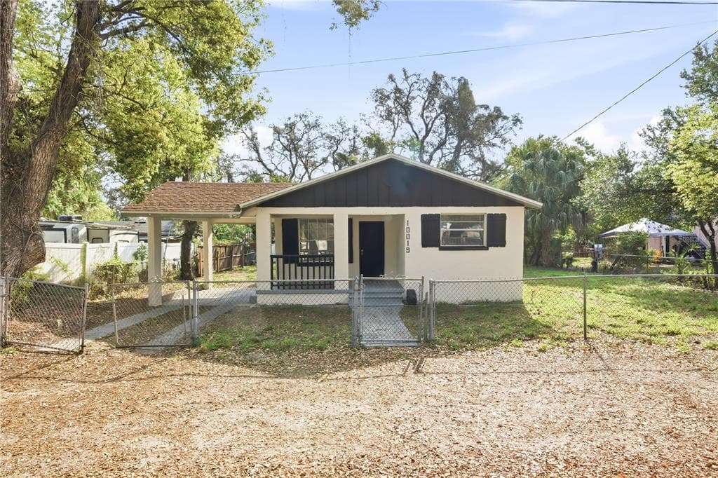 10019 N JASMINE AVENUE TAMPA, FL 33612