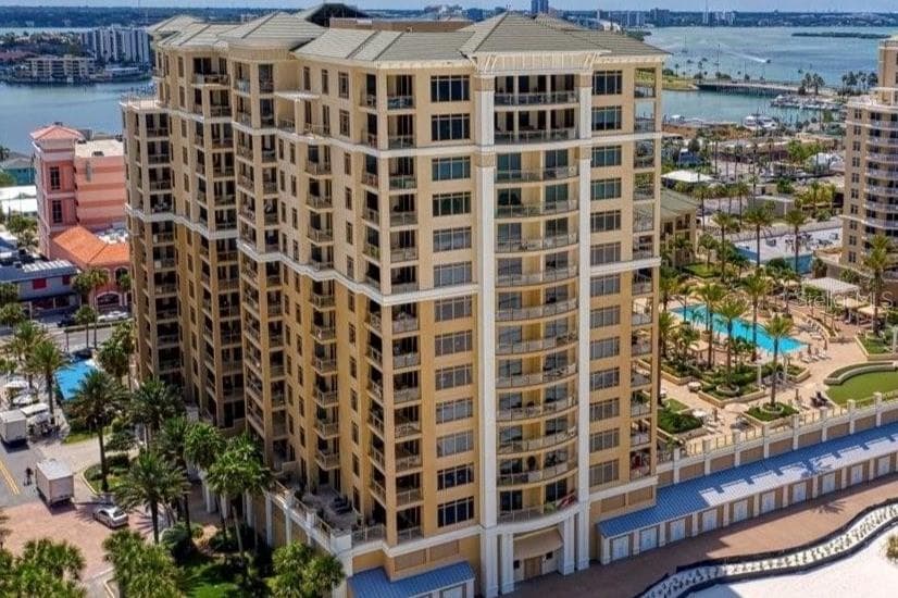 11 BAYMONT STREET UNIT 608