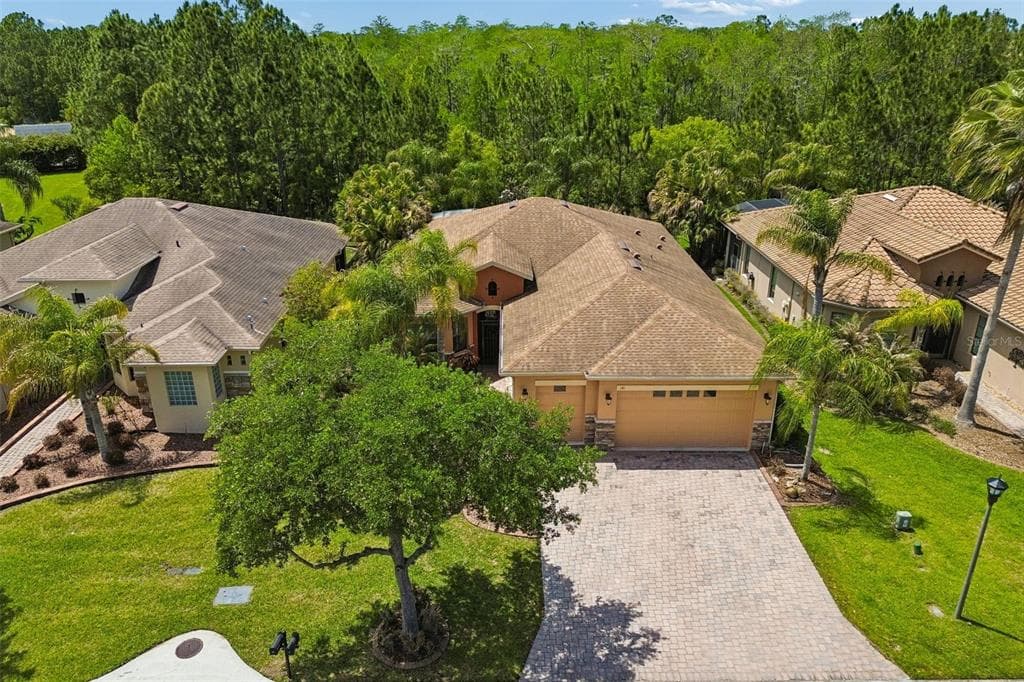 181 INDIAN WELLS AVENUE KISSIMMEE, FL 34759