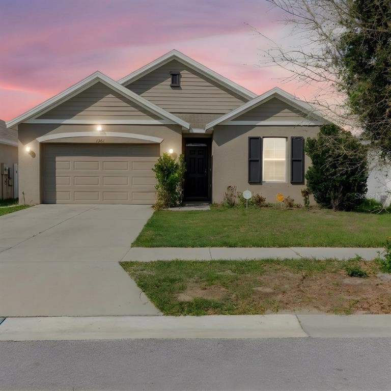 10206 GOLDEN LIGHT COURT