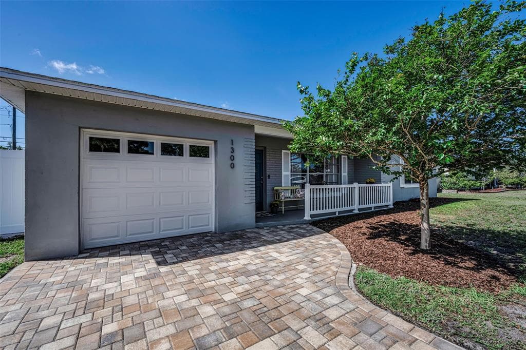 1300 63RD AVENUE N ST PETERSBURG, FL 33702