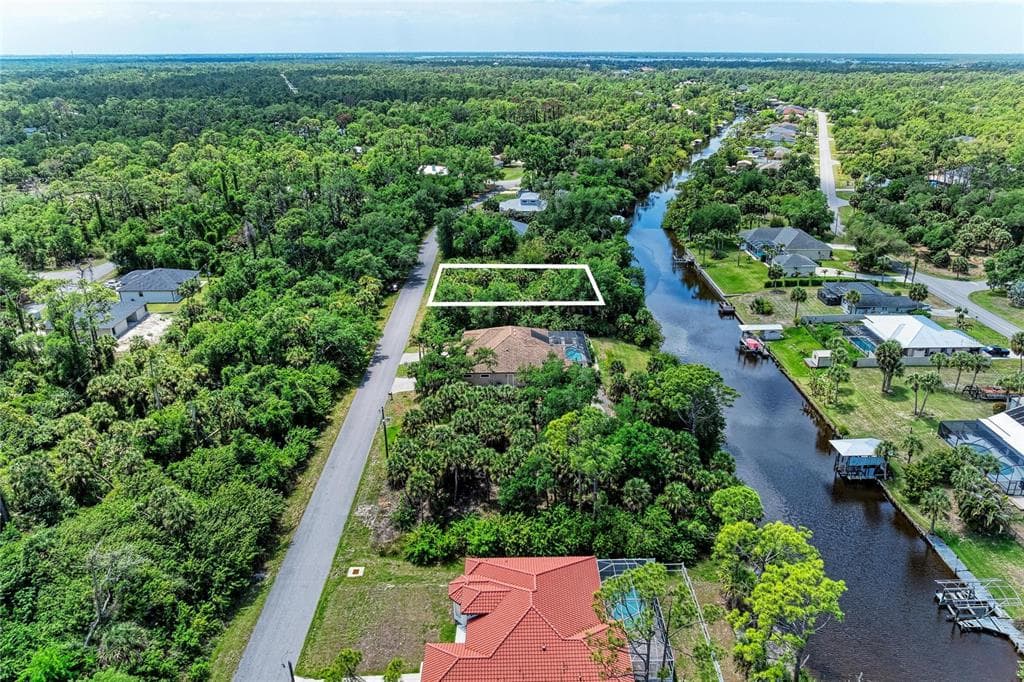 173 HOFFER STREET PORT CHARLOTTE, FL 33953