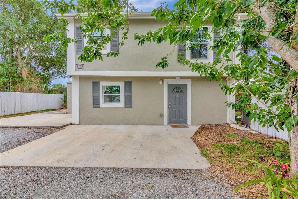 2223 GORDON STREET TAMPA, FL 33605