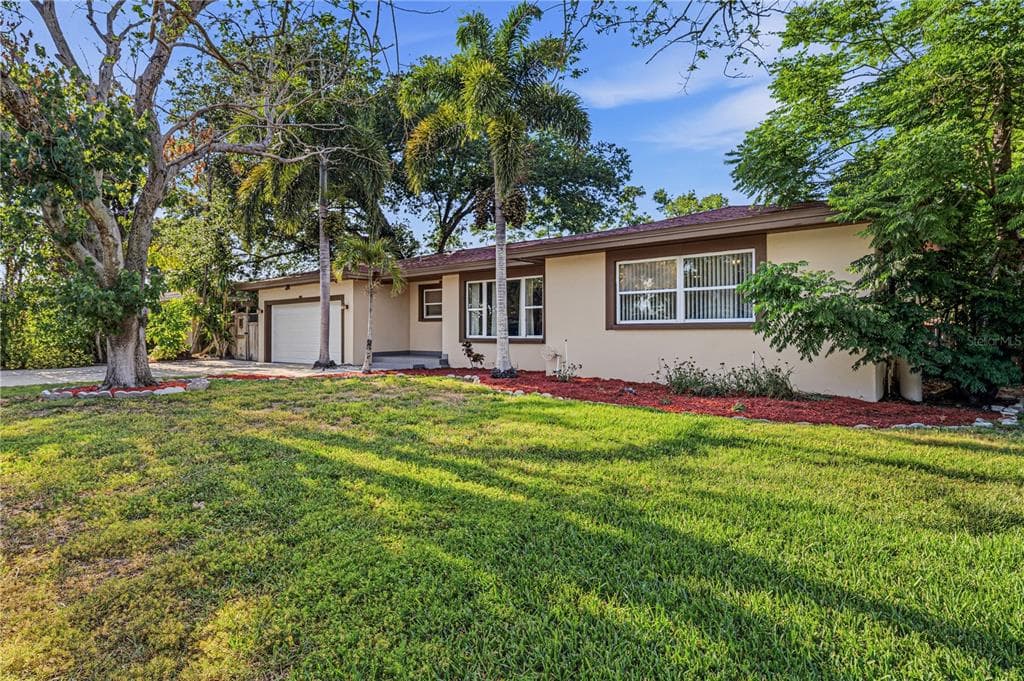 1532 ORANGE STREET CLEARWATER, FL 33756
