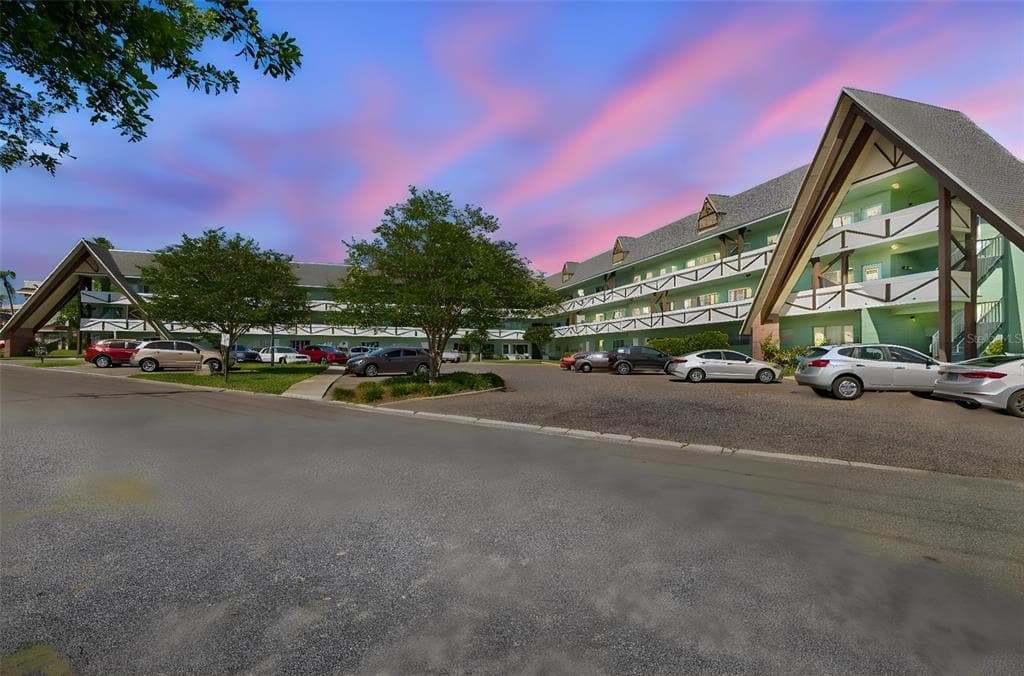 2043 DENMARK STREET UNIT 61 CLEARWATER, FL 33763