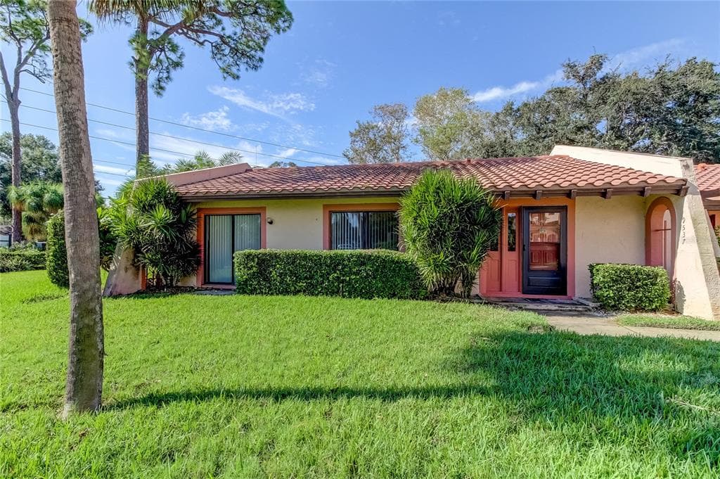 9537 86TH AVENUE UNIT 9537