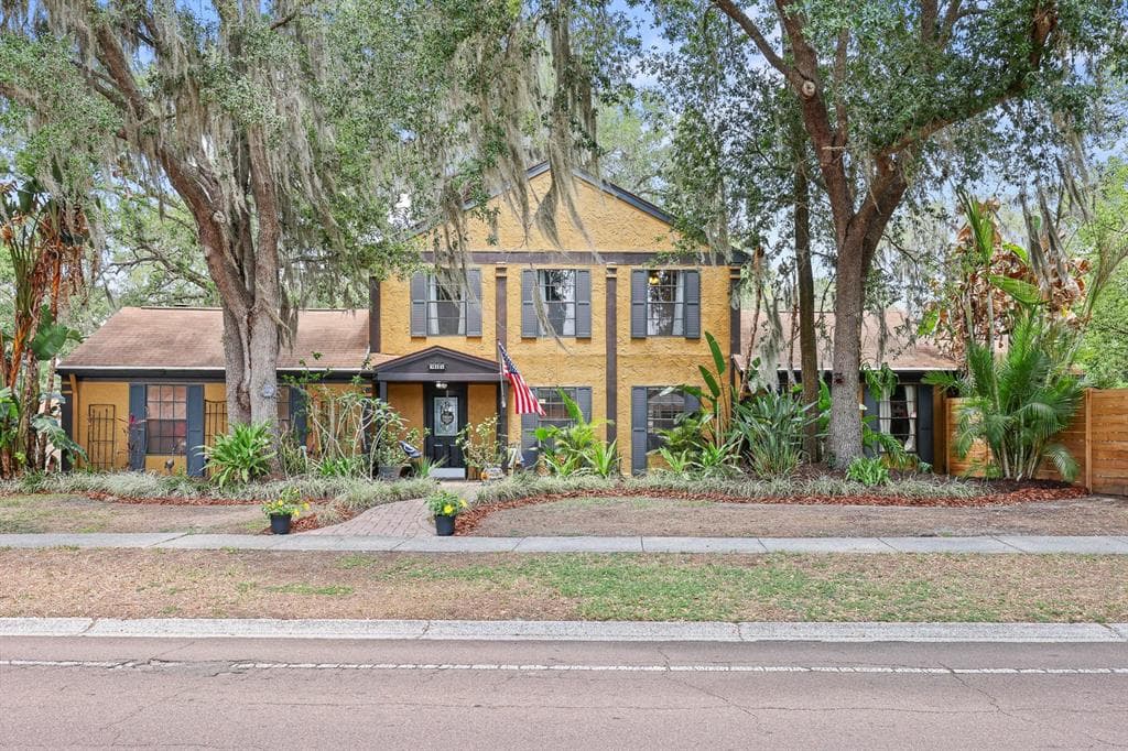 314 BLOOMINGFIELD DRIVE