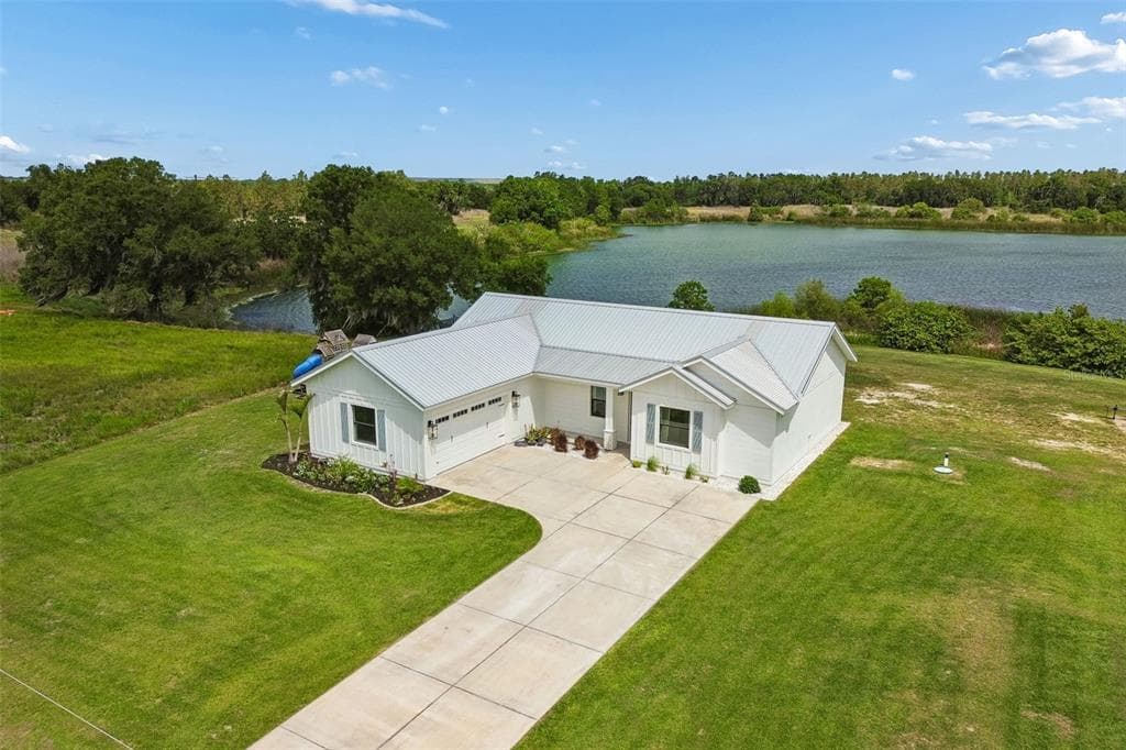 1980 OLD BREWSTER ROAD FORT MEADE, FL 33841