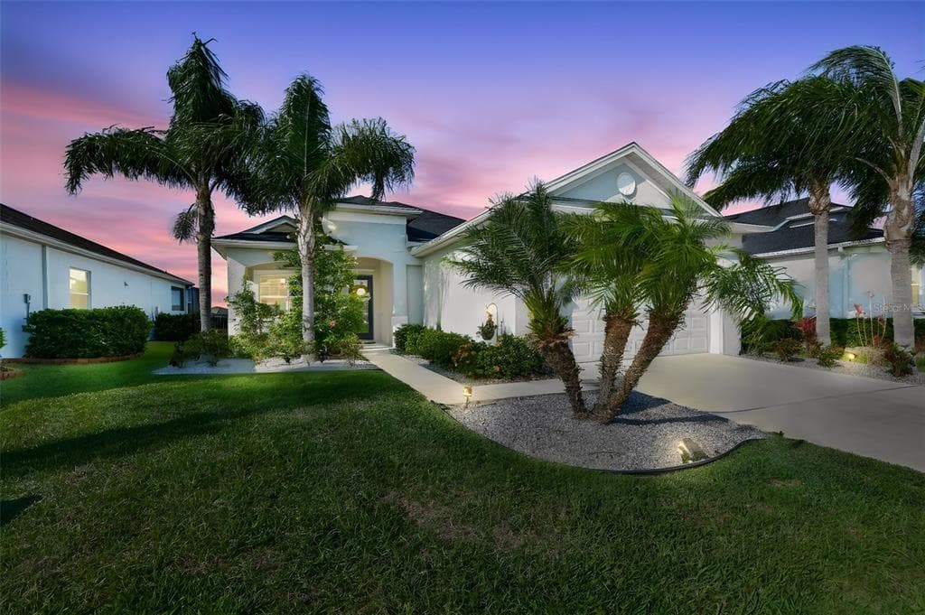 12421 GLENRIDGE LANE