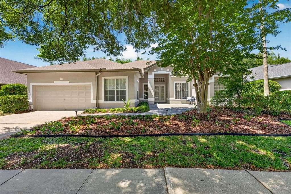 8712 TANTALLON CIRCLE TAMPA, FL 33647