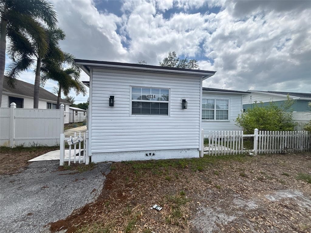 4034 38TH AVENUE N ST PETERSBURG, FL 33713