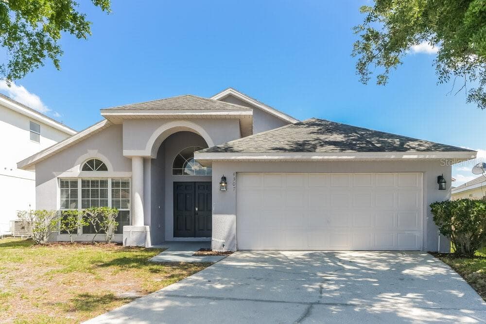 4307 BAYSIDE DRIVE KISSIMMEE, FL 34746