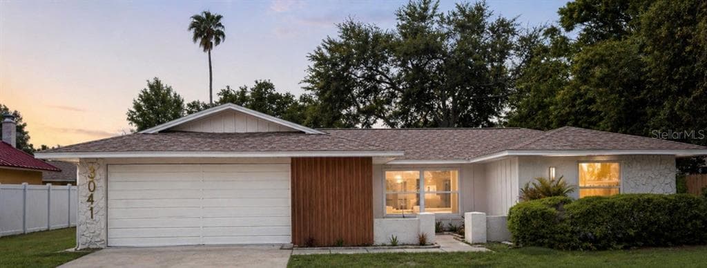 3041 OAK COVE DRIVE