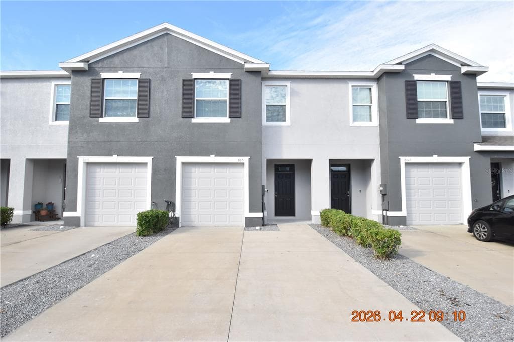 8651 FALLING BLUE PLACE UNIT 8651 RIVERVIEW, FL 33578