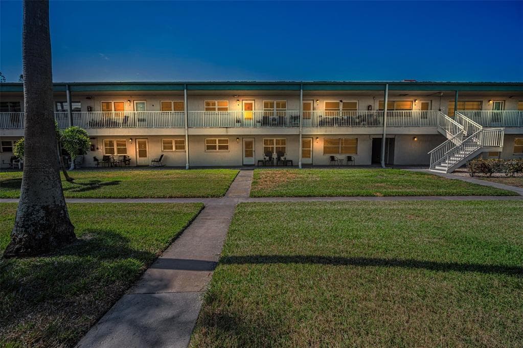 5216 81ST STREET N UNIT 5