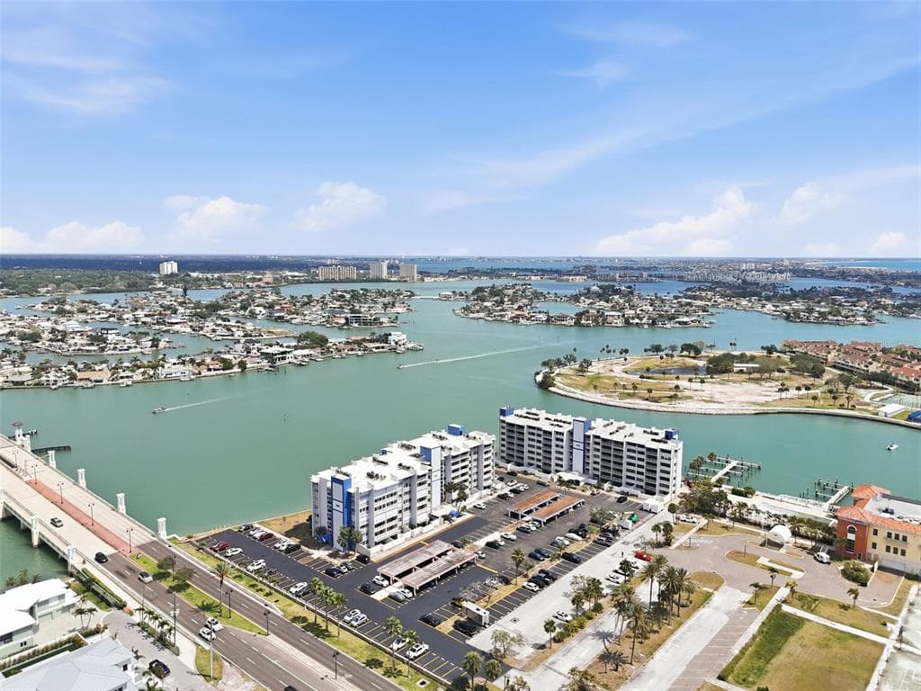 450 TREASURE ISLAND CAUSEWAY UNIT 310 TREASURE ISLAND, FL 33706