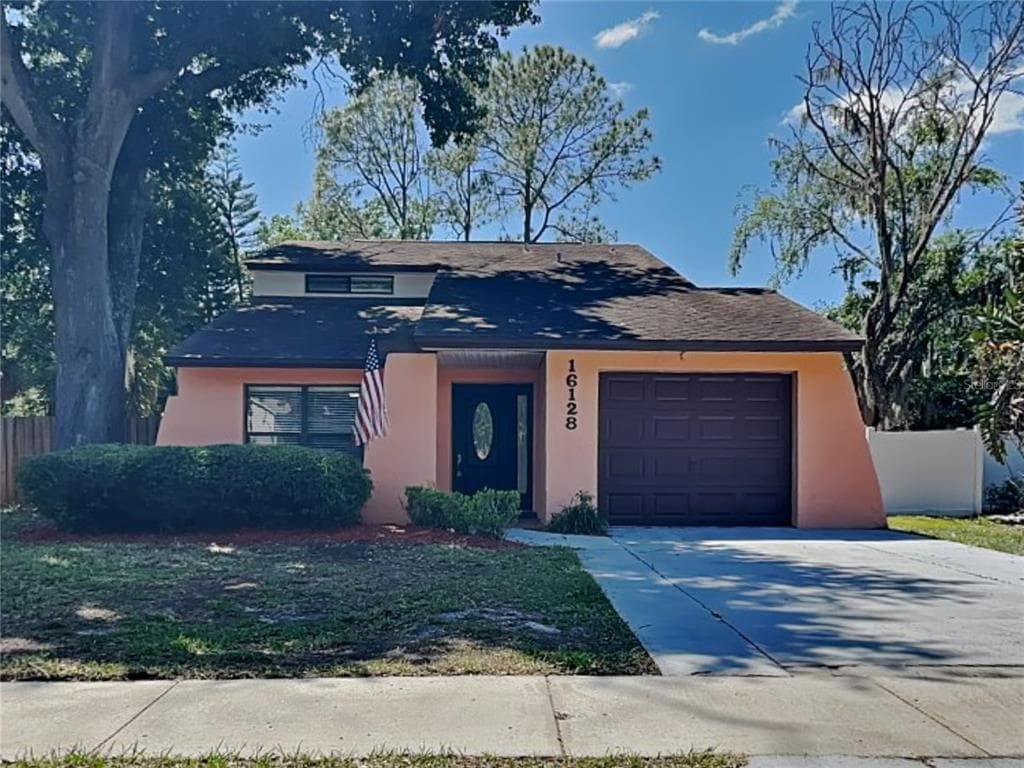 16128 FOXFIRE DRIVE TAMPA, FL 33618
