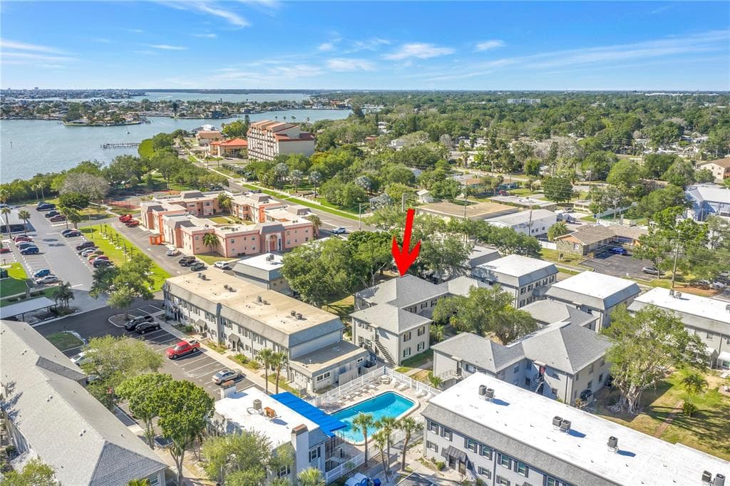 6960A SUNSET DRIVE S UNIT 1B