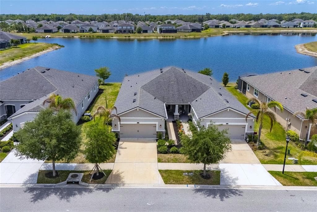 11633 CAMBIUM CROWN DRIVE RIVERVIEW, FL 33569