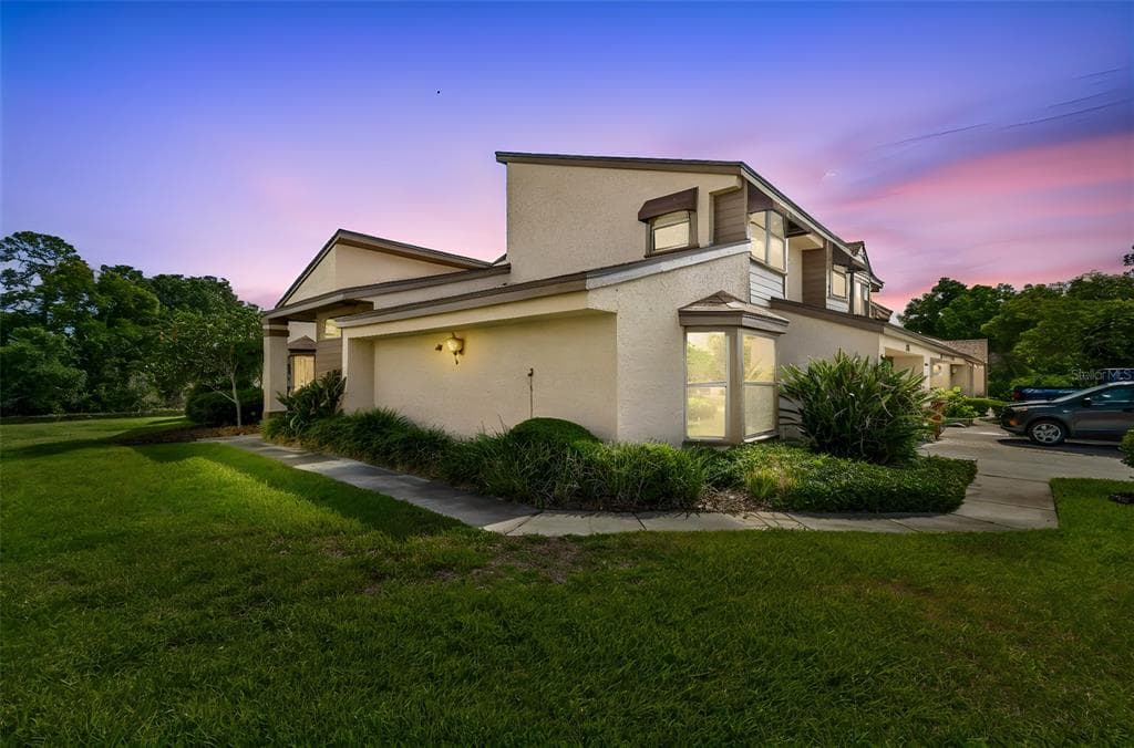 2318 VILLAGE GREEN BOULEVARD PLANT CITY, FL 33566