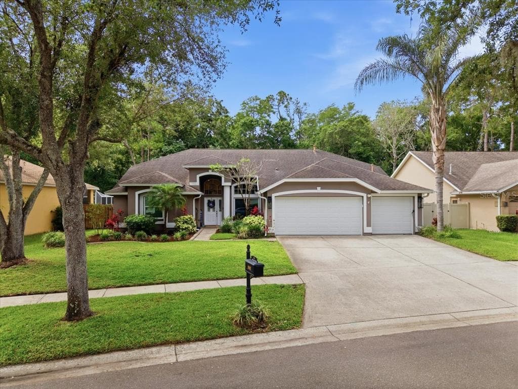 10602 CHAMBERS DRIVE TAMPA, FL 33626