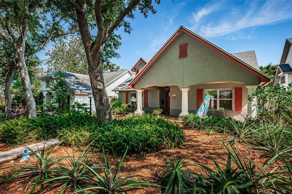 5119 21ST AVENUE N ST PETERSBURG, FL 33710