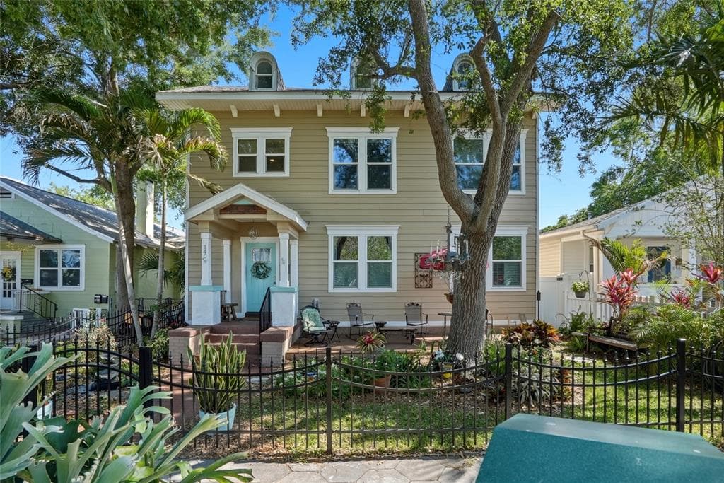 140 13TH AVENUE NE ST PETERSBURG, FL 33701