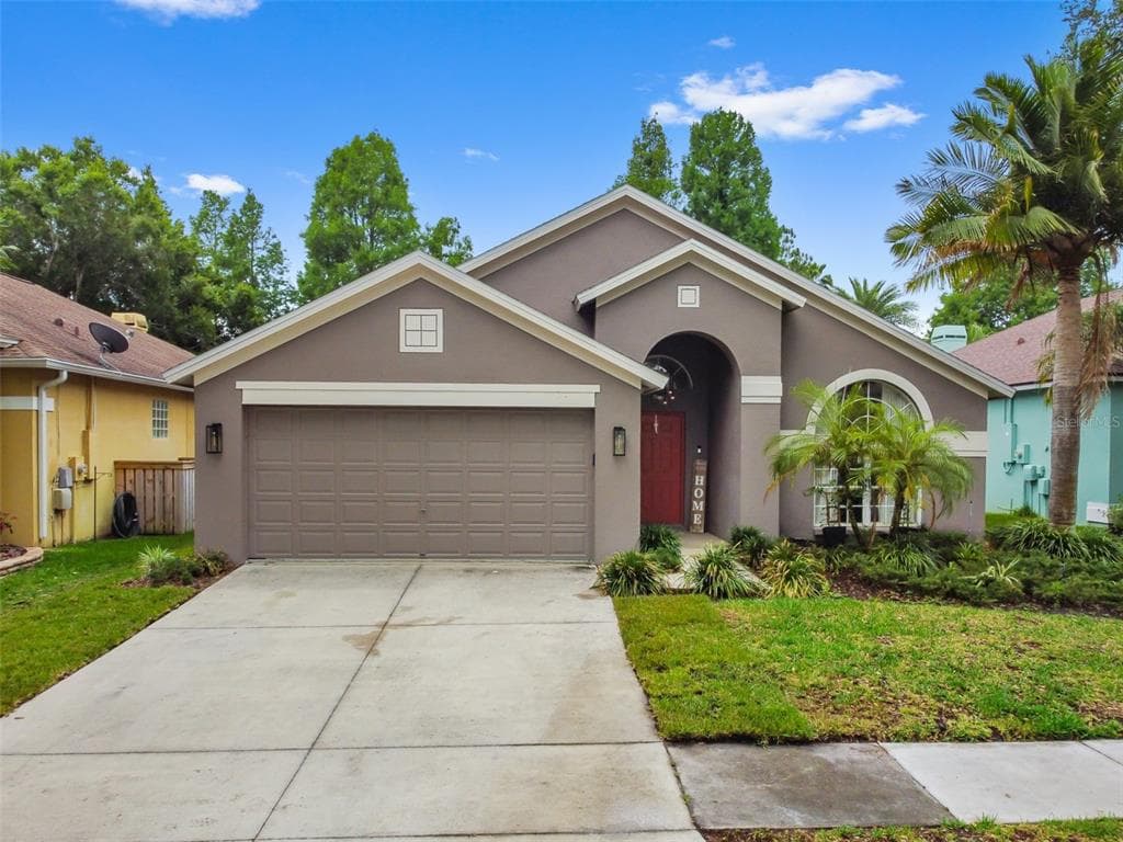 11824 EASTHAMPTON DRIVE TAMPA, FL 33626